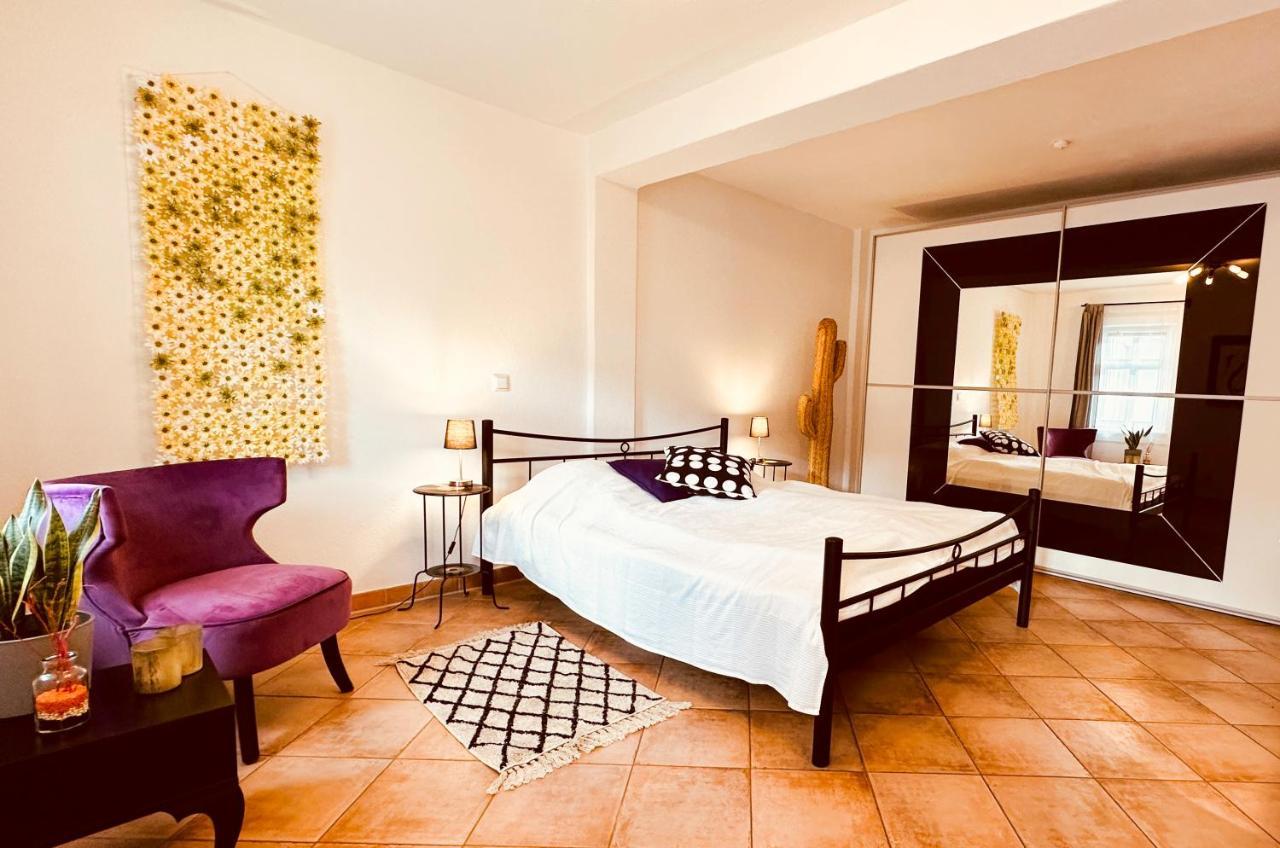 Kuenstler Ferienwohnung Am Weilburger Schloss, Marktplatz 9 Екстер'єр фото
